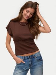 Vero Moda Bluzka Smilla 10355466 Brązowy ciemny Regular Fit. Brązowe bluzki damskie Vero Moda, s, bez wzorów, z syntetyku, bez kołnierzyka, bez ramiączek. Za 129.99 zł.