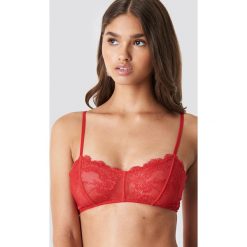 NA-KD Lingerie Koronkowy biustonosz Delicate - Red. Biustonosze marki NA-KD Lingerie. Za 52.95 zł.