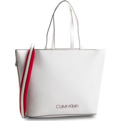 Torebka CALVIN KLEIN - Pop Touch Shopper K60K604286 002. Torebki shopper damskie marki Calvin Klein. W wyprzedaży za 439.00 zł.