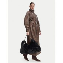 Torebka Liu Jo. Czarne torebki do ręki damskie Liu Jo, bez wzorów, bez dodatków. Za 499.99 zł.