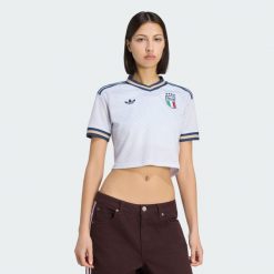 Koszulka wyjazdowa o skróconym fasonie Włochy 26. Niebieskie koszulki sportowe damskie Adidas, xs, bez wzorów, z materiału, bez kołnierzyka, bez ramiączek, do piłki nożnej, climacool (adidas). Za 369.00 zł.