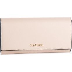 Duży Portfel Damski CALVIN KLEIN - Avant Large Trifold K60K605098 064. Portfele damskie marki Calvin Klein. Za 299.00 zł.
