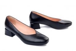 Bioeco by Arka 1142 3009 czarny, czółenka damskie. Czarne czółenka damskie Bioeco by Arka, bez wzorów, ze skóry, bez obcasa, bez zapięcia. Za 439.90 zł.