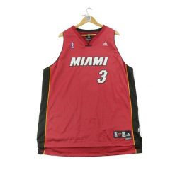 Second life - Adidas koszulka męska bez rękawów NBA Heat de Miami 3 - Jak nowy. Czerwone koszulki sportowe męskie Adidas, m, bez wzorów, bez kołnierzyka, bez ramiączek, do koszykówki. Za 255.56 zł.