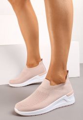 Różowe Wsuwane Buty Sportowe na Grubej Podeszwie Vivulla. Czerwone obuwie sportowe damskie Born2be, bez wzorów, z materiału. Za 64.99 zł.