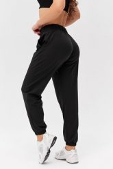 Damskie spodnie dresowe Rough Radical Chillfit Long. Czarne spodnie dresowe damskie ROUGH RADICAL, l, bez wzorów, z dresówki. Za 127.99 zł.
