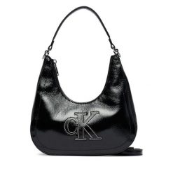 Torebka Calvin Klein. Czarne torebki do ręki damskie Calvin Klein, bez wzorów, klasyczne, bez dodatków. Za 409.99 zł.