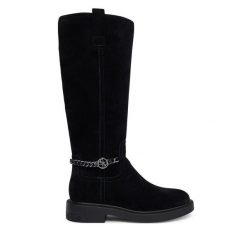 Kozaki Guess. Czarne kozaki damskie Guess, bez obcasa, na płaskiej podeszwie. Za 899.99 zł.