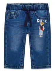 Guess Kids Spodnie materiałowe 183016 Niebieski Regular Fit. Niebieskie spodnie materiałowe dla chłopców Guess Kids, z aplikacjami, z materiału. Za 174.99 zł.