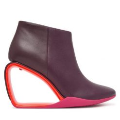 Botki United Nude. Fioletowe botki damskie United Nude, bez obcasa, na koturnie, bez zapięcia. Za 1,689.00 zł.