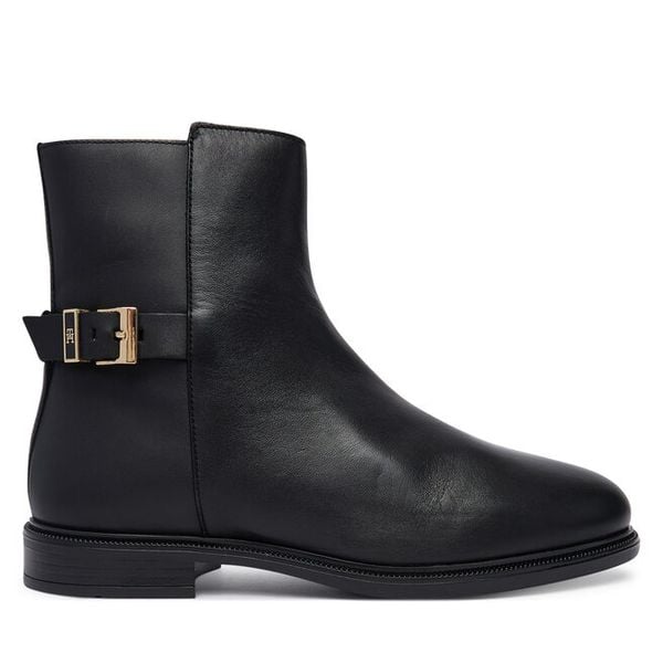 Botki Tommy Hilfiger. Czarne botki damskie Tommy Hilfiger, bez obcasa, na płaskiej podeszwie, bez zapięcia. Za 649.99 zł.