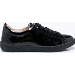 Diesel - Buty. Czarne obuwie sportowe damskie Diesel, bez wzorów, z gumy, Adidas Advantage. W wyprzedaży za 269.90 zł.