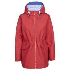 Trespass Finch - Damska kurtka przeciwdeszczowa Tp50 czerwona. Czerwone kurtki sportowe damskie Trespass, na lato, bez wzorów, z bawełny, bez kaptura, do jazdy konnej. Za 400.99 zł.