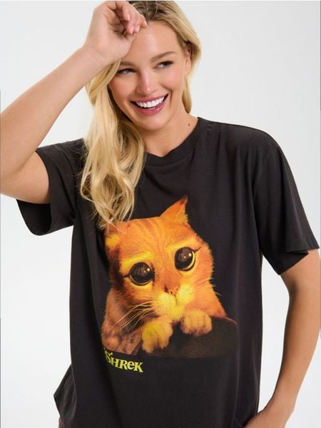 Bawełniana koszulka z nadrukiem Shrek - szary. Szare t-shirty damskie Sinsay, l, bez wzorów, z bawełny, bez kołnierzyka. Za 39.99 zł.