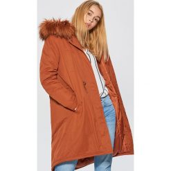 Parka z ociepleniem - Brązowy. Brązowe parki damskie Cropp. Za 249.99 zł.