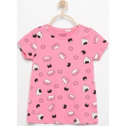Wzorzysty t-shirt - Różowy. T-shirty damskie marki bonprix. Za 14.99 zł.