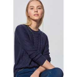 Lekki sweter z warkoczowym splotem - Granatowy. Niebieskie swetry damskie Cropp, ze splotem. Za 69.99 zł.