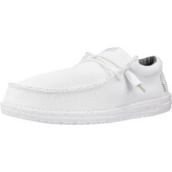 Tenisówki Hey Dude Model Wally Sport Kolor Biały. Białe trampki i tenisówki damskie SENZA MARCA, bez wzorów, z tkaniny, sportowe, bez zapięcia. Za 355.25 zł.