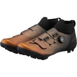 Szutrowe buty kolarskie RX801R. Brązowe buty sportowe męskie Shimano, z dzianiny, bez zapięcia, rowerowe. Za 1,099.00 zł.