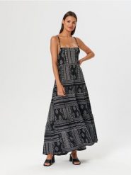 Sukienka midi ze wzorem - wielobarwny. Sukienki damskie Sinsay, l, bez wzorów, z włókna, bez kołnierzyka, bez ramiączek, midi. Za 69.99 zł.