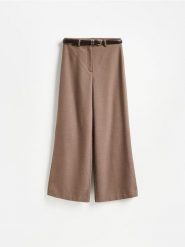 Spodnie wide leg z paskiem - wielobarwny. Spodnie materiałowe damskie Reserved, l, bez wzorów, z tkaniny. Za 139.99 zł.