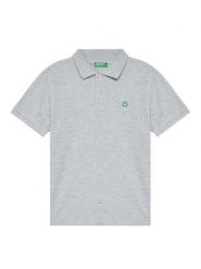 United Colors Of Benetton Polo 3089C300Q Szary Regular Fit. Szare t-shirty dla chłopców United Colors Of Benetton, bez wzorów, z bawełny, bez ramiączek. Za 89.99 zł.