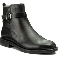 Botki VAGABOND - Amina 4403-001-20 Black. Czarne botki damskie Vagabond, z materiału, bez obcasa, na obcasie. W wyprzedaży za 359.00 zł.