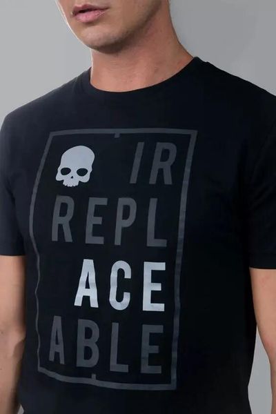 Koszulka męska Hydrogen IRREPLACEABLE COTTON TEE. Czarne koszulki sportowe męskie HYDROGEN, l, bez wzorów, bez kołnierzyka, bez ramiączek, na fitness i siłownię. Za 280.00 zł.