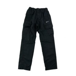 Second life - Spodnie męskie nylonowe Nike - Jak nowy. Czarne spodnie sportowe męskie Nike, m, bez wzorów, z materiału, na fitness i siłownię. Za 85.16 zł.