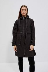 Parka z kapturem czarna. Czarne kurtki damskie MOODO, bez wzorów, z poliesteru, z kapturem. W wyprzedaży za 119.99 zł.
