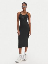 Reebok Sukienka codzienna Madaleine RK25515CCW Czarny Slim Fit. Czarne sukienki damskie Reebok, na co dzień, s, bez wzorów, z syntetyku, bez kołnierzyka, bez ramiączek, proste. Za 179.99 zł.
