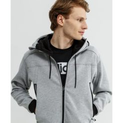 Feewear Bluza Oruro , szary, rozmiar XL. Szare bluzy męskie Feewear, m, bez wzorów, z bawełny, z kapturem. W wyprzedaży za 79.99 zł.