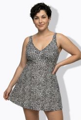 Damskie Strój kąpielowywzór w panterkę miękkie miseczki w kopertowym stylu. Czarne kostiumy jednoczęściowe damskie Ulla Popken, plus size, bez wzorów, z elastanu, plus size, do pływania. Za 223.99 zł.
