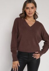 Brązowy Sweter z Dekoltem w V z Domieszką Kaszmiru Mariara. Brązowe swetry damskie Born2be, uniwersalny, bez wzorów, z jeansu, bez kołnierzyka, bez ramiączek, bez kaptura. Za 109.99 zł.