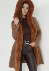 Brązowy Płaszcz Taliowany z Futerkiem Molko. Brązowe płaszcze damskie Born2be, l, bez wzorów, ze skóry, eleganckie, bez kaptura. Za 189.99 zł.