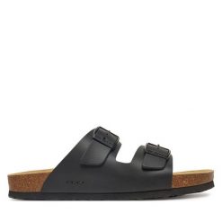 Klapki Josef Seibel. Czarne klapki damskie Josef Seibel, bez wzorów, bez obcasa. Za 239.99 zł.