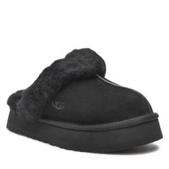 Kapcie Ugg. Czarne kapcie damskie UGG, bez wzorów. Za 509.99 zł.