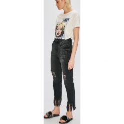 Noisy May - Jeansy. Jeansy damskie marki Noisy may. W wyprzedaży za 119.90 zł.
