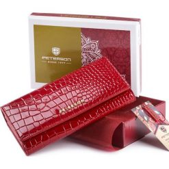 Skórzany portfel croco Peterson czerwony PTN CR-411-RED. Czerwone portfele damskie Peterson, bez wzorów, ze skóry. Za 121.99 zł.