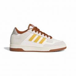 Buty do koszykówki adidas Rapid Court Low. Białe obuwie sportowe damskie Adidas, bez wzorów, do koszykówki. Za 339.00 zł.