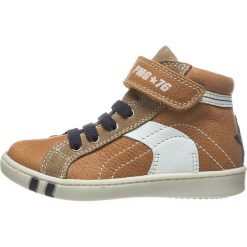 Sneakersy w kolorze jasnobrązowo-białym. Trampki i tenisówki chłopięce marki Summershoes for Boys. W wyprzedaży za 172.95 zł.