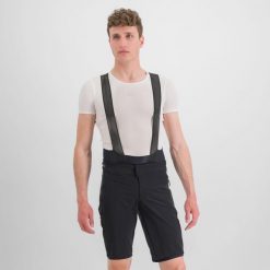 Spodenki rowerowe męskie Sportful Supergiara Overshort. Czarne krótkie spodenki sportowe męskie SPORTFUL, l, bez wzorów, rowerowe. Za 524.40 zł.