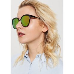 Okulary przeciwsłoneczne - Pomarańczo. Okulary przeciwsłoneczne damskie marki House. Za 29.99 zł.