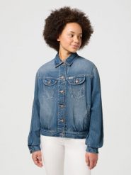 WRANGLER DAMSKA KURTKA JEANSOWA WRANGLER JUMBO TRUCKER JACKET PROMISES KEPT 112352300. Płaszcze damskie Wrangler, l, bez wzorów, z jeansu, bez kaptura. Za 259.99 zł.