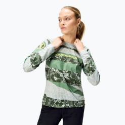 Damska koszulka Endura Patchwork Ltd z nadrukiem L/s. Czarne koszulki sportowe damskie ENDURA, l, bez wzorów, sportowe, bez kołnierzyka. Za 199.99 zł.