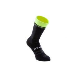Skarpety Na Rower 900 Zimowe. Czarne skarpety męskie B'TWIN, z wełny. Za 39.99 zł.