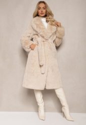Beżowy Futrzany Płaszcz z Wiązanym Paskiem Ozdobnym Kołnierzem i Mankietami Viaressa. Brązowe płaszcze damskie Renee, l, bez wzorów, z futra, eleganckie, długie, bez kaptura. Za 349.99 zł.