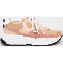 Answear - Buty. Czerwone obuwie sportowe damskie ANSWEAR, bez wzorów, z materiału. W wyprzedaży za 99.90 zł.