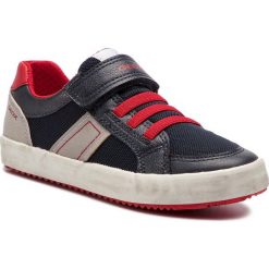 Sneakersy GEOX - J Alonisso B. C J922CC 014BU C0735 S Navy/Red. Niebieskie półbuty chłopięce Geox, bez wzorów, z materiału, bez zapięcia. W wyprzedaży za 159.00 zł.
