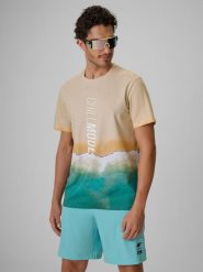 4F T-shirt regular z nadrukiem męski - beżowy M. Brązowe t-shirty męskie 4f, m, bez wzorów, z bawełny, klasyczne, bez kołnierzyka. W wyprzedaży za 69.99 zł.